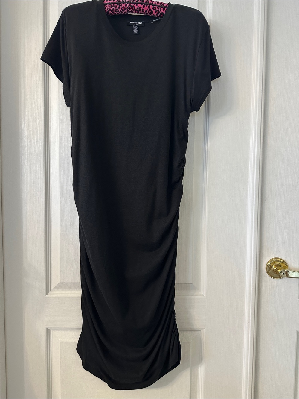 Kenneth Cole Black Short Sleeve Ruched Midi Dress